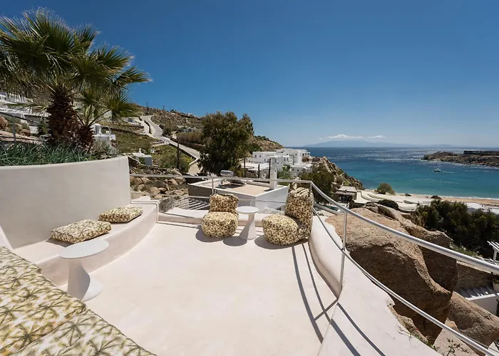 Super Rockies * Super Paradise Beach (Mykonos)