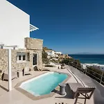 Super Rockies Super Paradise Beach (Mykonos)